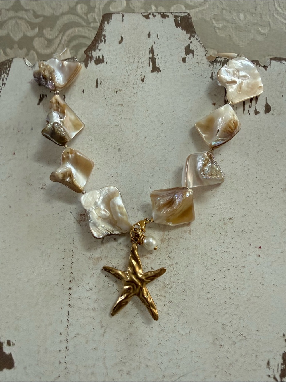 Mother of Pearl Shell Starfish Necklace - Picture 9 of 10